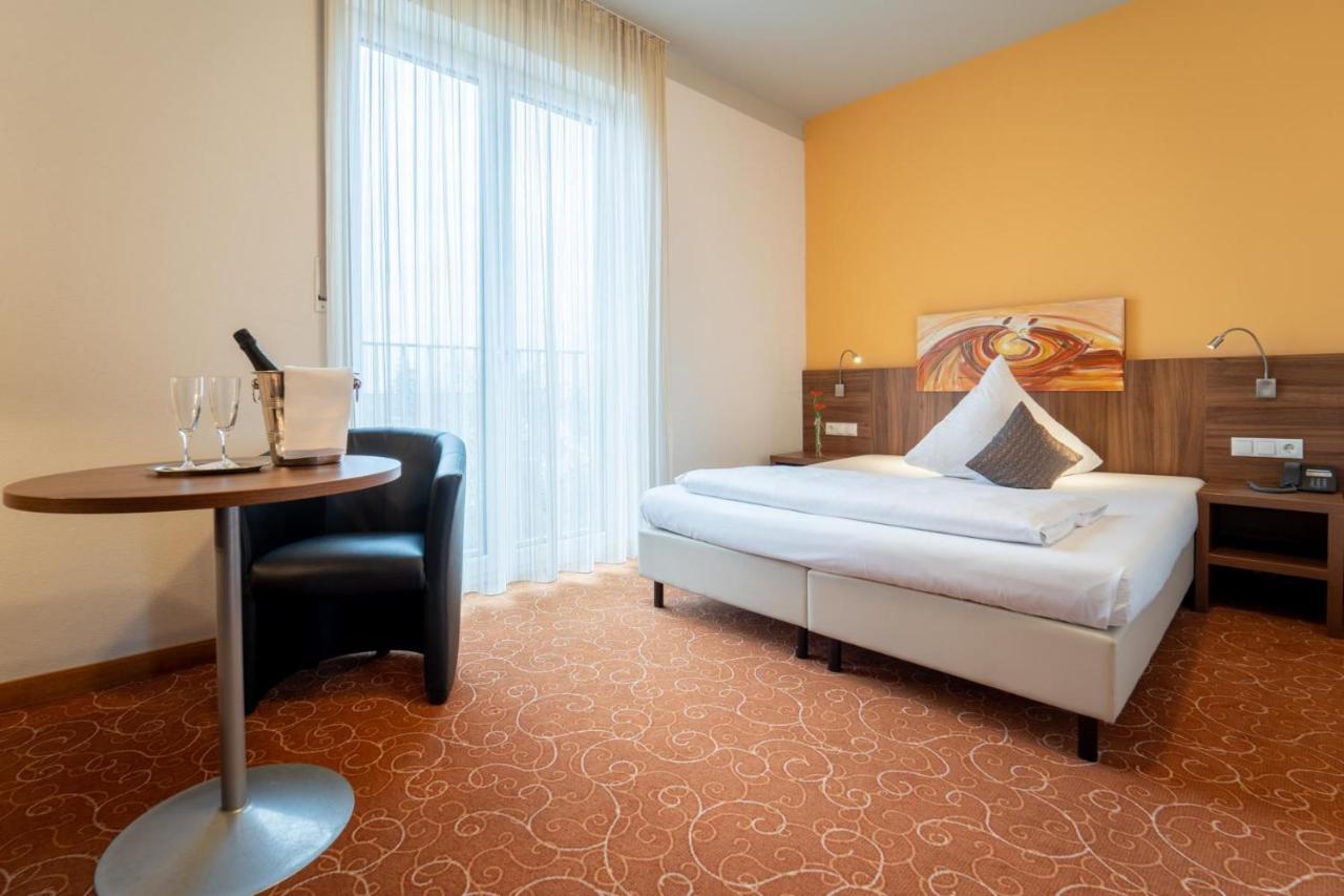 Hotel St Georg - Ratisbona Esterno foto